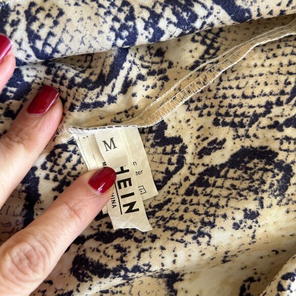 Satin Snake Print Lace Trim Cami Tank Top With Adjustable Straps - Medium - Picture 8 of 9